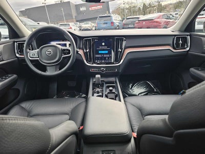 2025 Volvo V60 Cross Country Plus