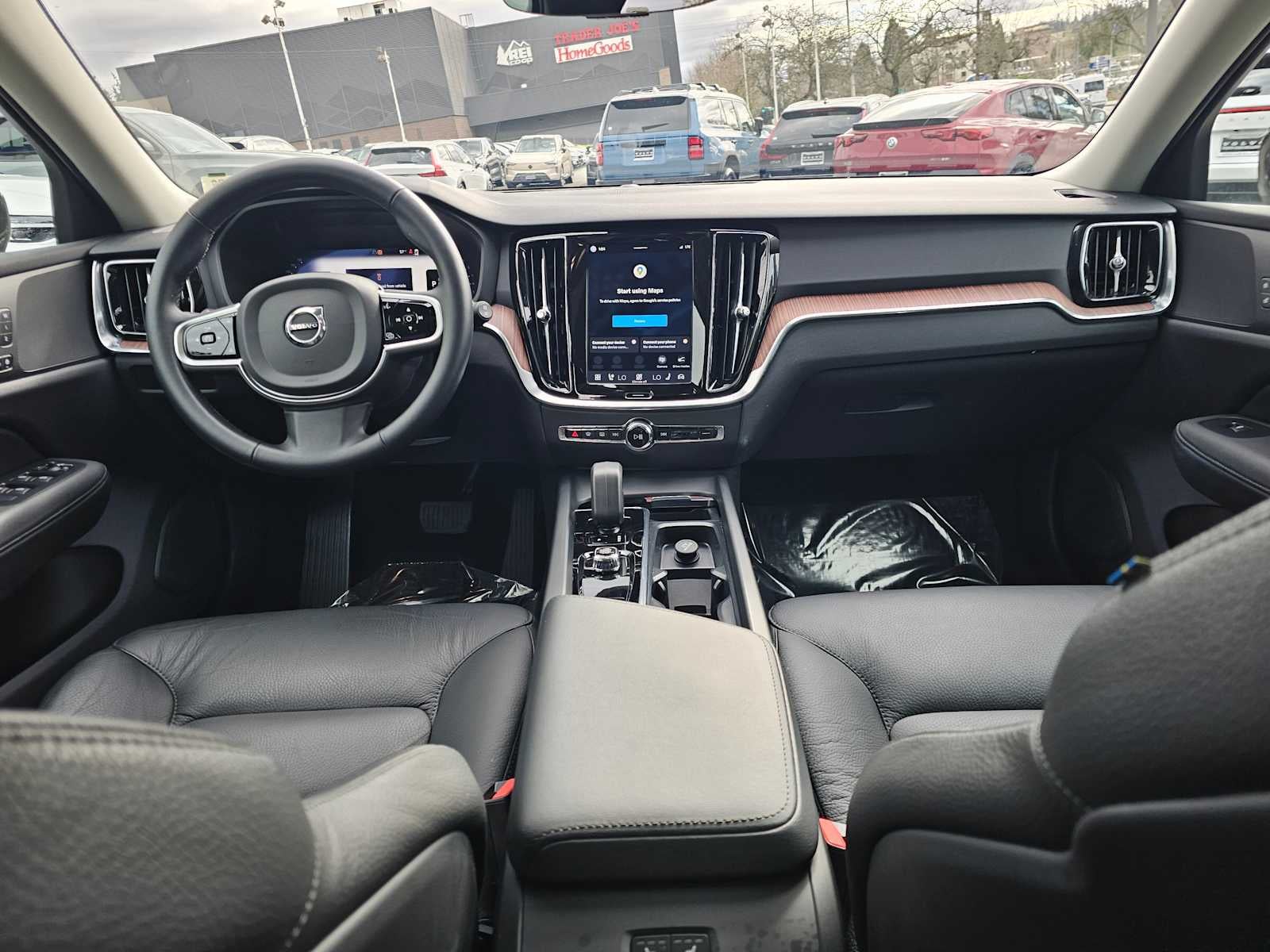 2025 Volvo V60 Cross Country Plus