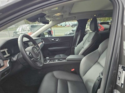 2025 Volvo V60 Cross Country Plus