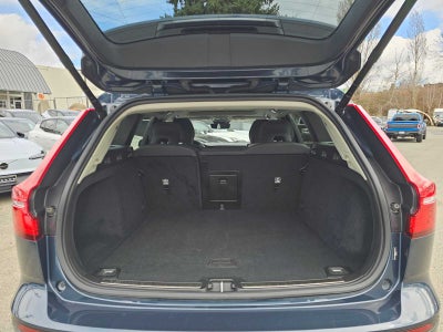 2025 Volvo V60 Cross Country Plus