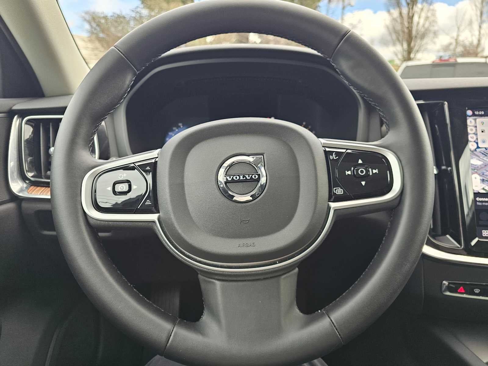 2025 Volvo V60 Cross Country Plus