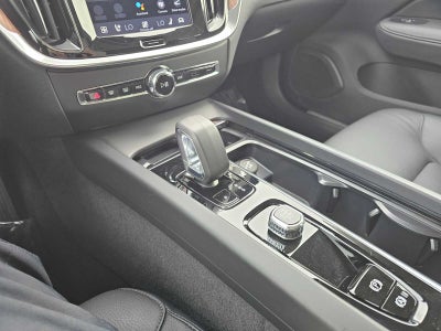 2025 Volvo V60 Cross Country Plus