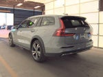 2025 Volvo V60 Cross Country Plus