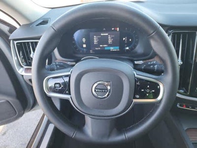 2025 Volvo V60 Cross Country Plus