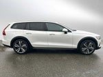 2025 Volvo V60 Cross Country Plus