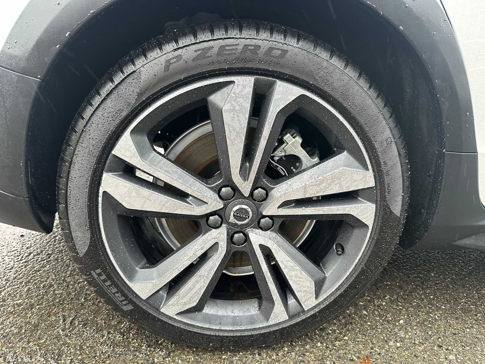 2025 Volvo V60 Cross Country Plus