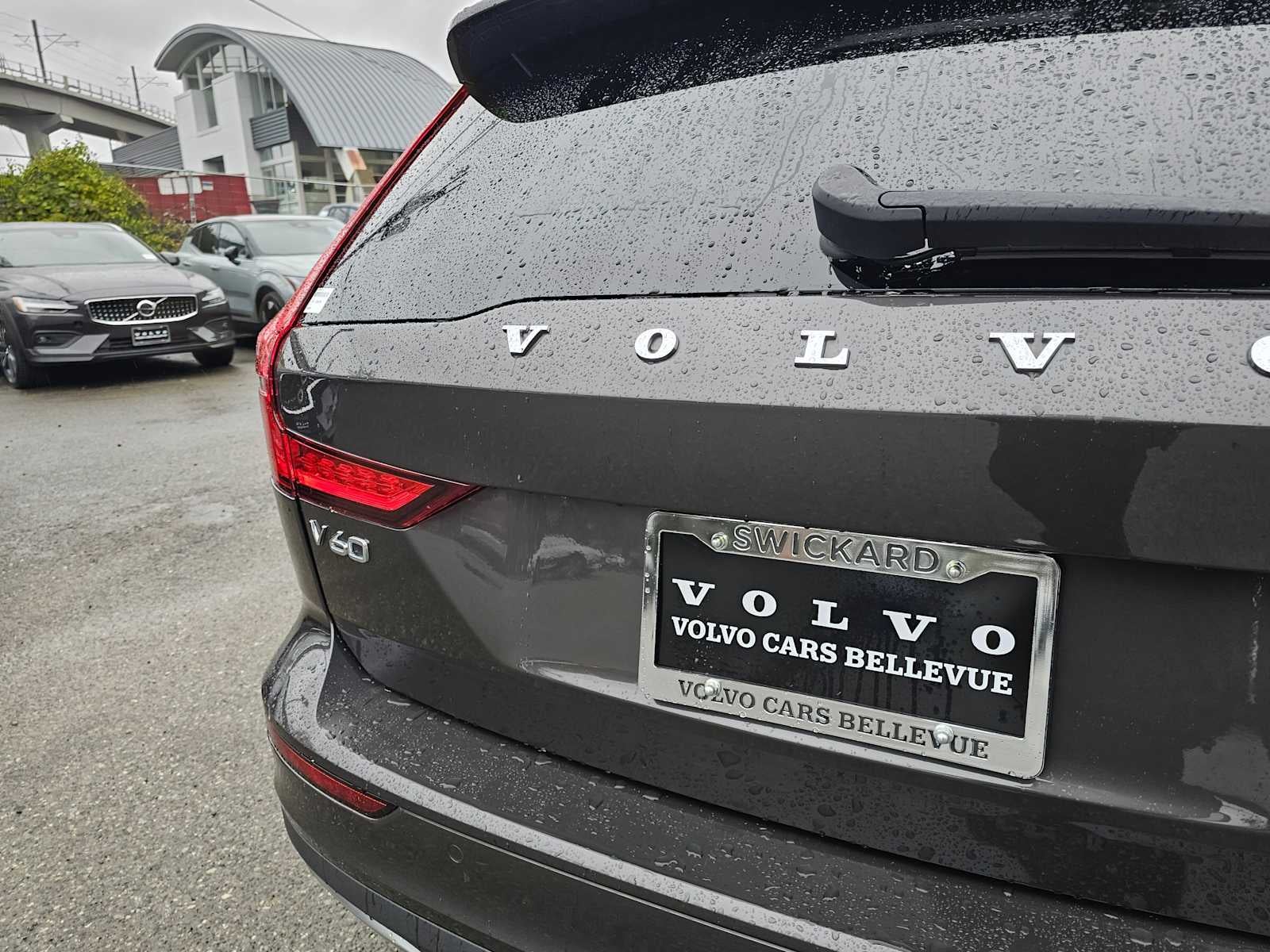 2025 Volvo V60 Cross Country Plus