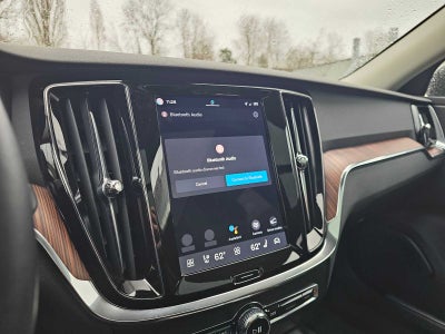 2025 Volvo V60 Cross Country Plus