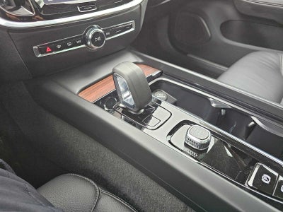 2025 Volvo V60 Cross Country Plus