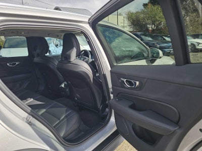 2025 Volvo V60 Cross Country Plus