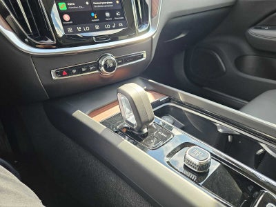 2025 Volvo V60 Cross Country Plus