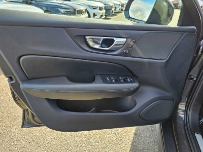 2025 Volvo V60 Cross Country Plus