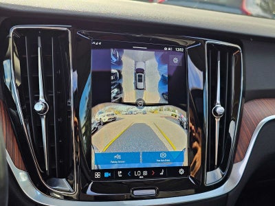 2025 Volvo V60 Cross Country Plus