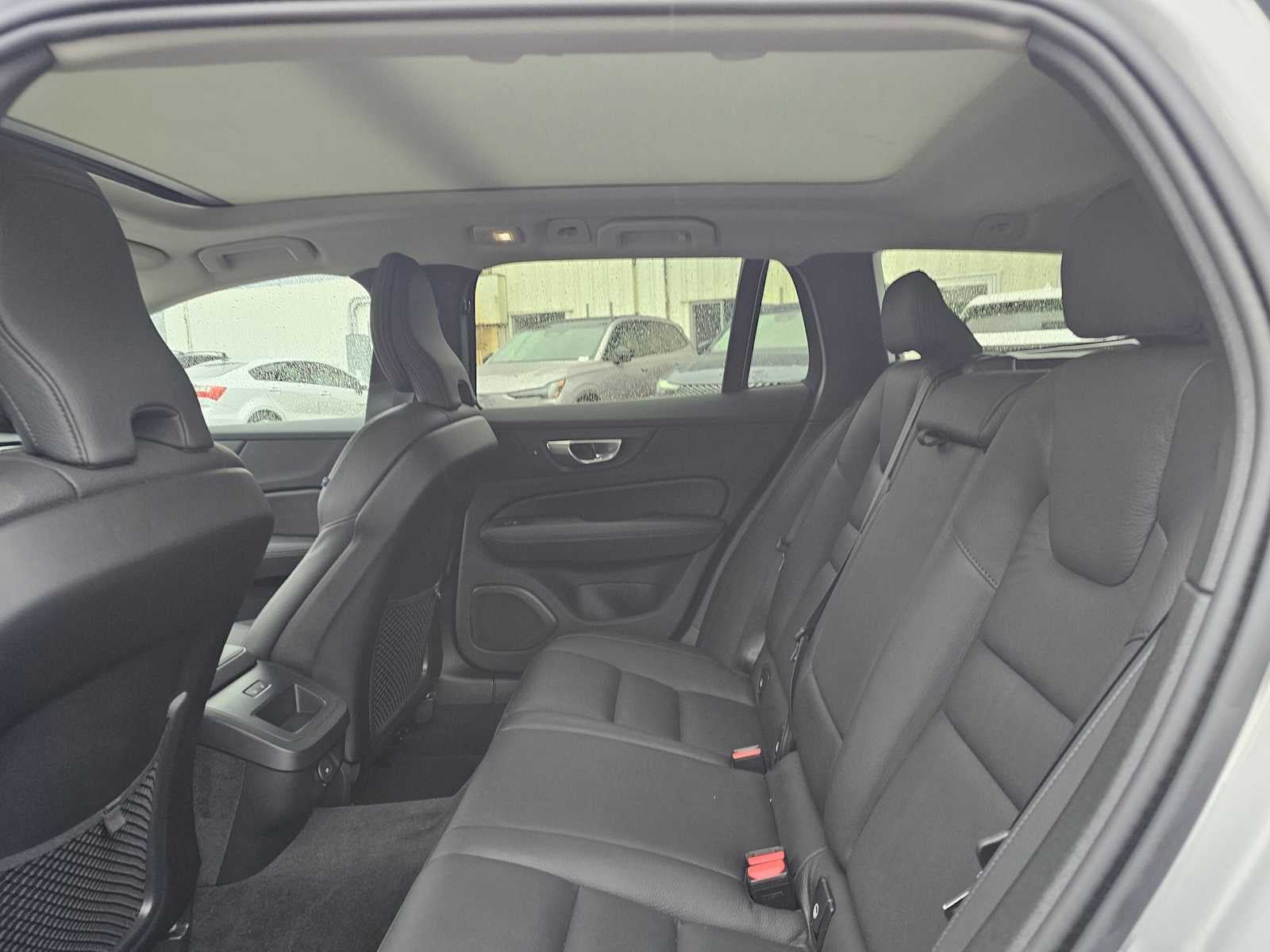 2025 Volvo V60 Cross Country Plus