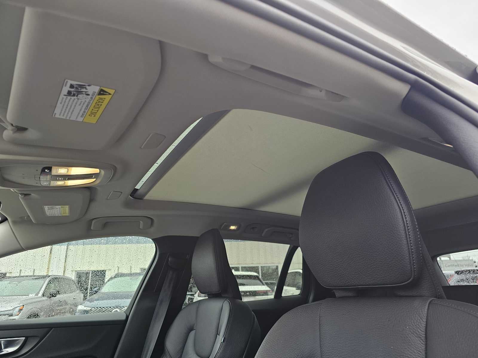 2025 Volvo V60 Cross Country Plus