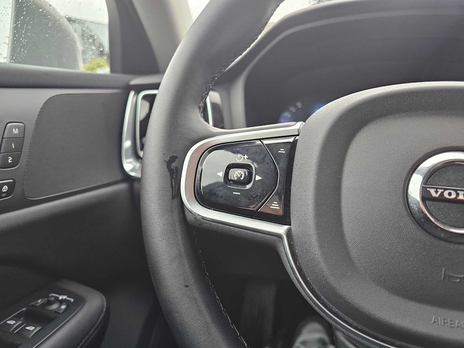 2025 Volvo V60 Cross Country Plus