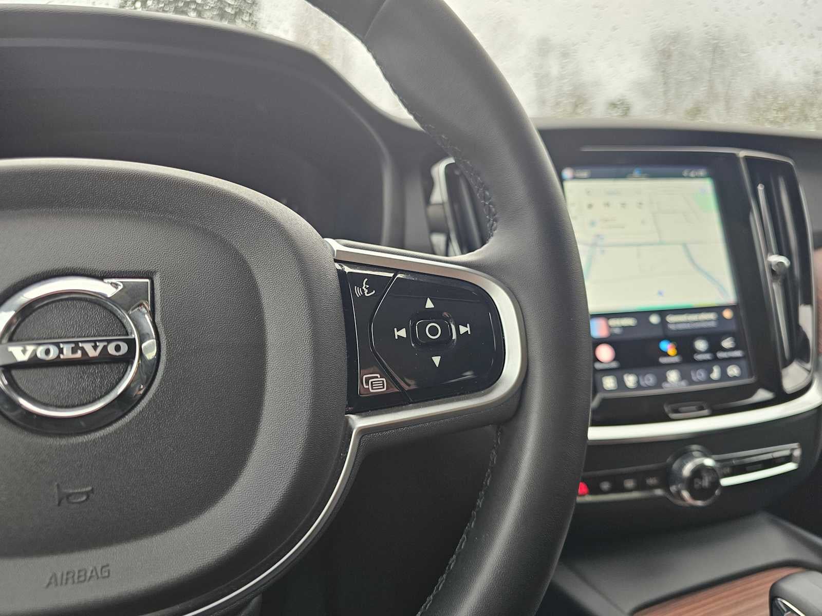 2025 Volvo V60 Cross Country Plus