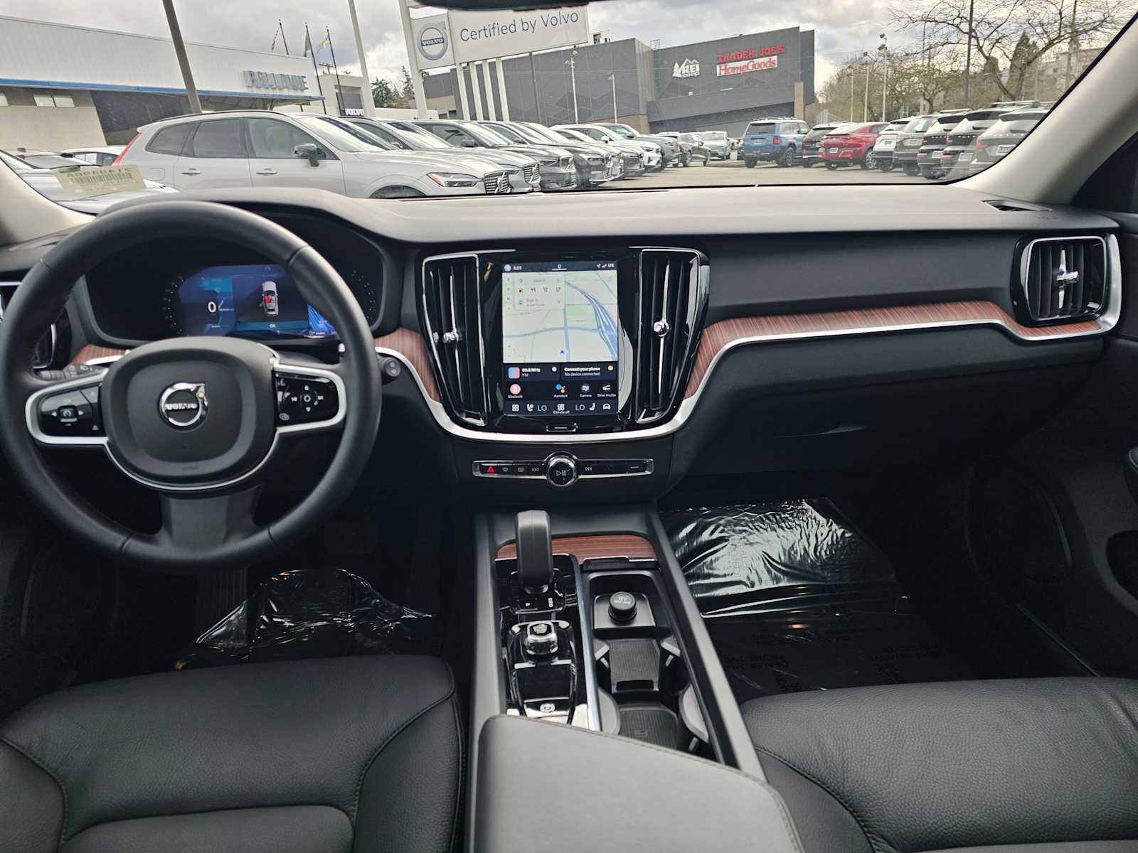 2025 Volvo V60 Cross Country Plus