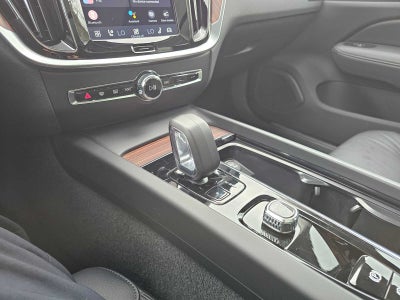 2025 Volvo V60 Cross Country Plus