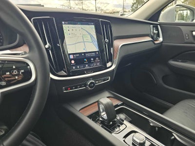 2025 Volvo V60 Cross Country Plus