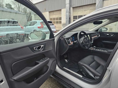 2025 Volvo V60 Cross Country Plus