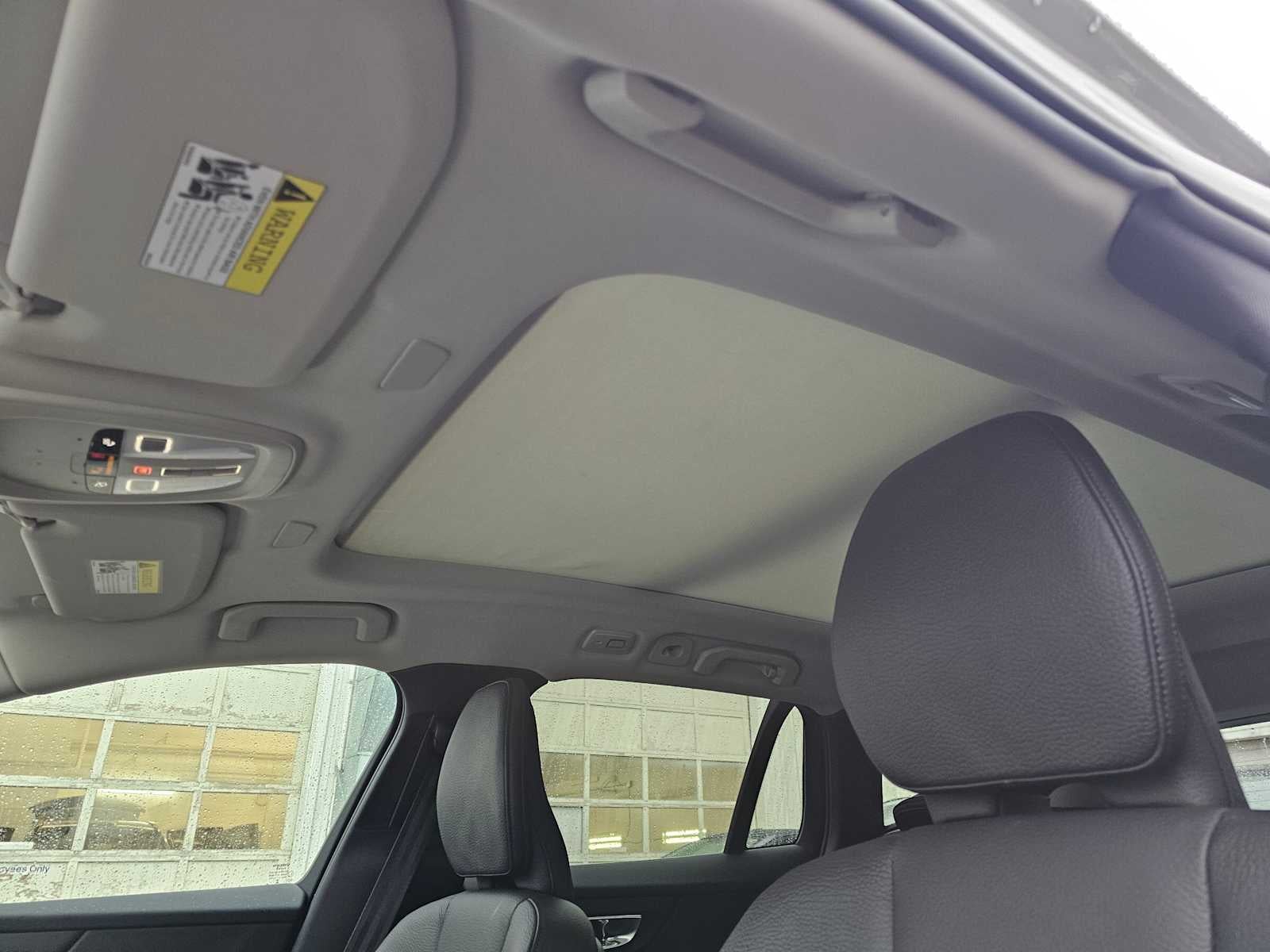 2025 Volvo V60 Cross Country Plus