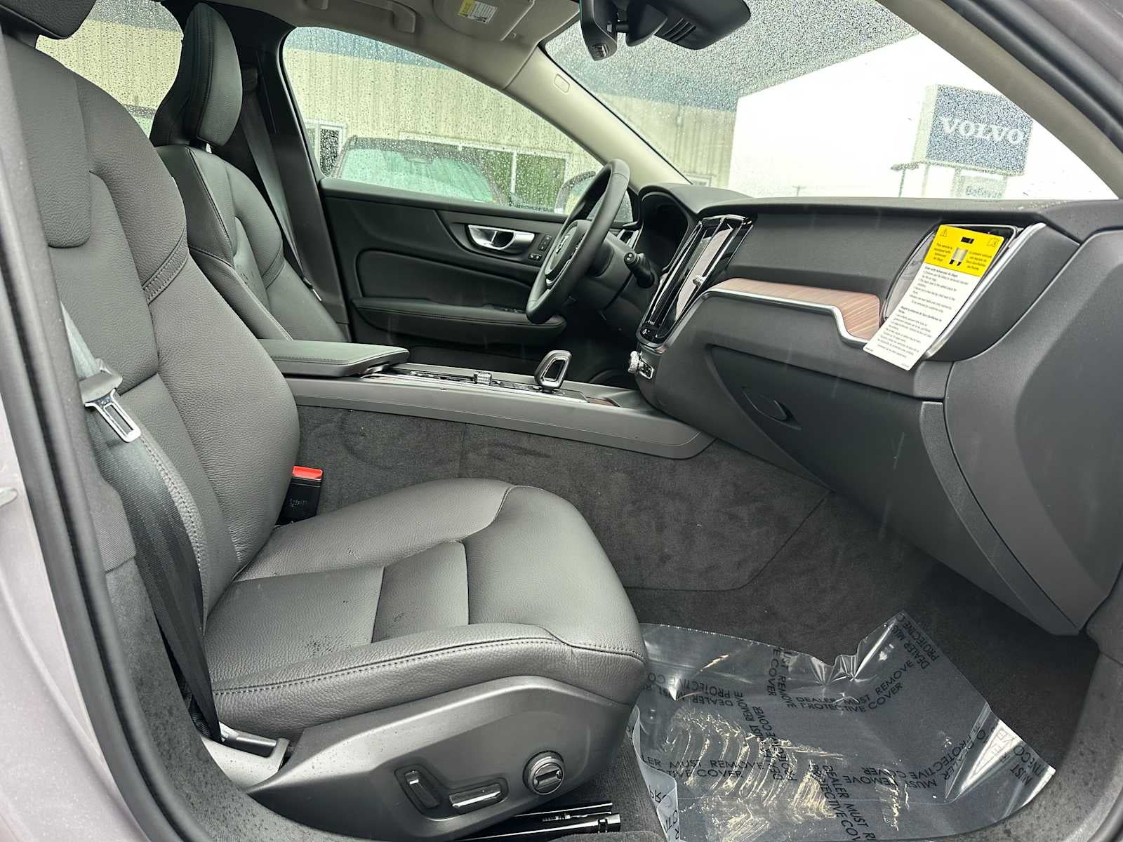 2026 Volvo V60 Cross Country Plus