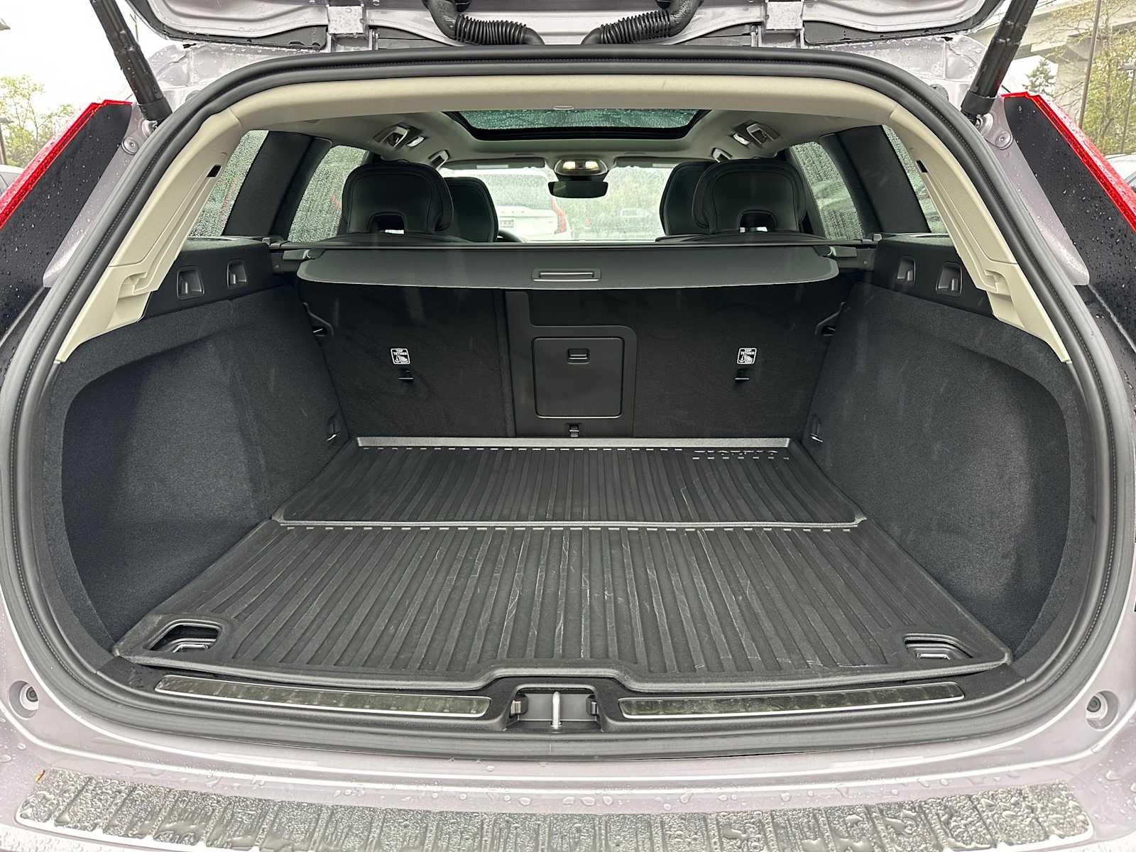 2026 Volvo V60 Cross Country Plus