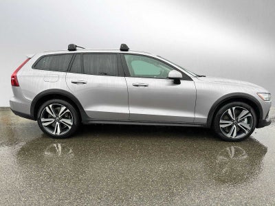 2026 Volvo V60 Cross Country Plus
