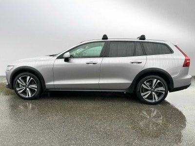 2026 Volvo V60 Cross Country Plus