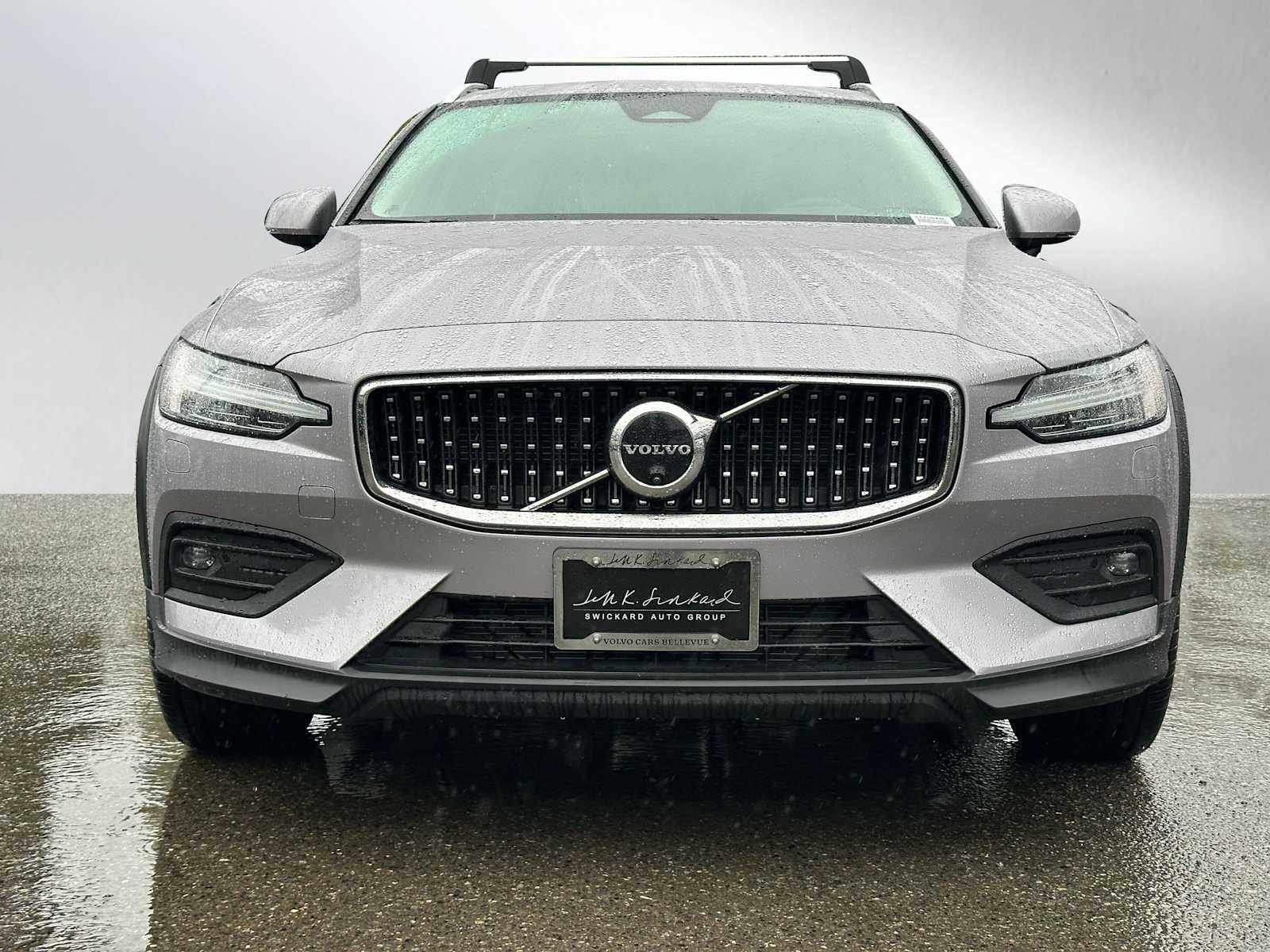 2026 Volvo V60 Cross Country Plus