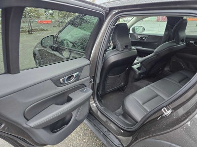 2025 Volvo V60 Cross Country Plus