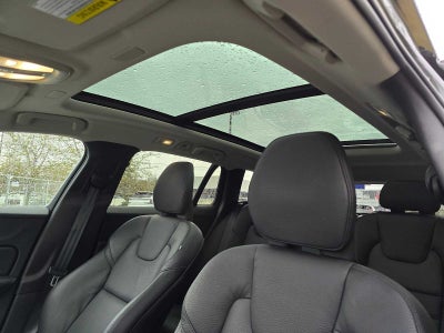 2025 Volvo V60 Cross Country Plus