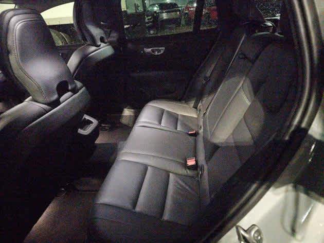 2025 Volvo V60 Cross Country Plus