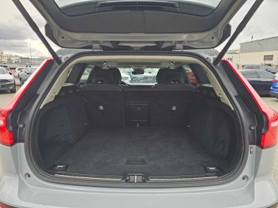 2025 Volvo V60 Cross Country Plus