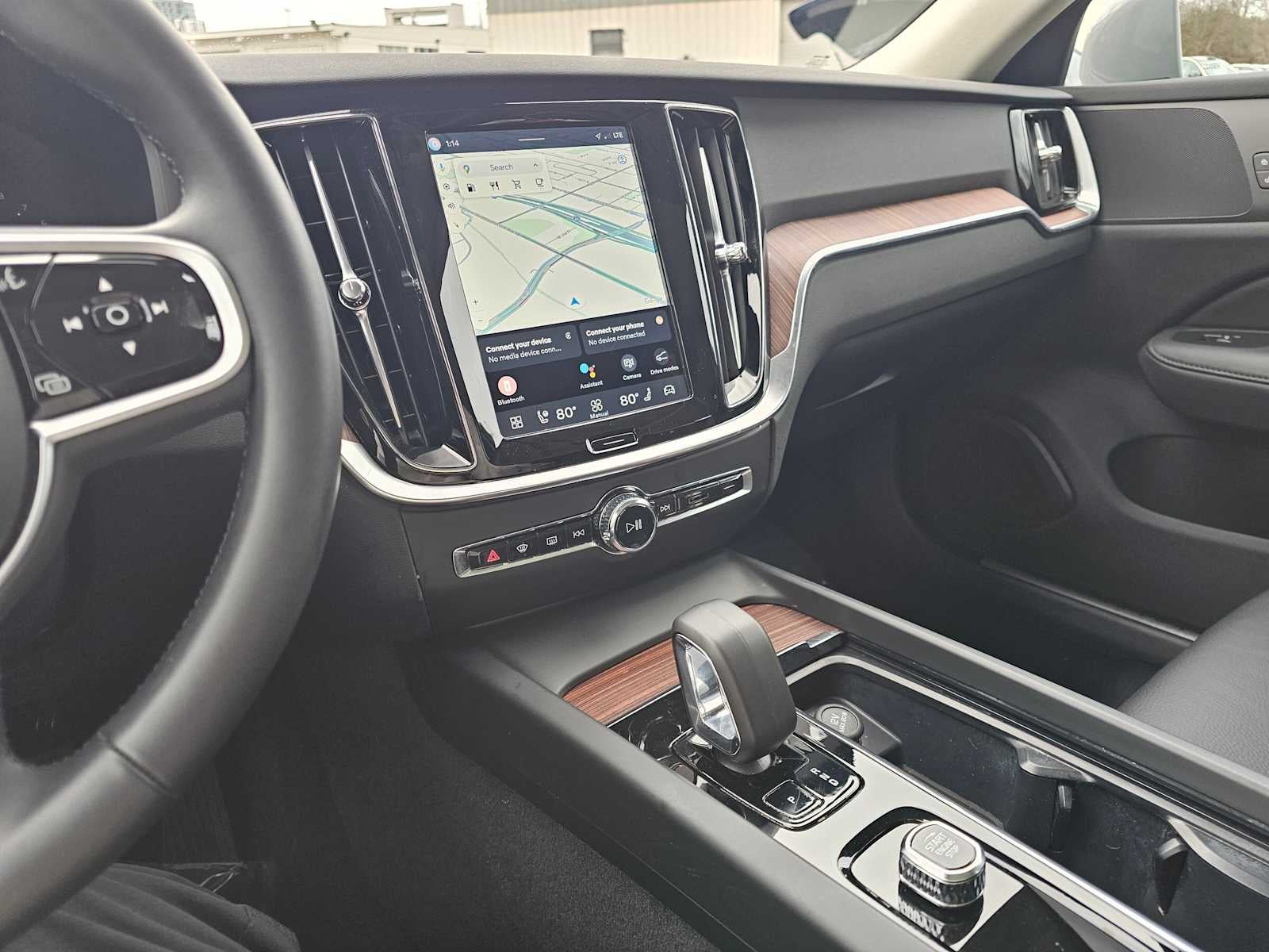 2025 Volvo V60 Cross Country Plus