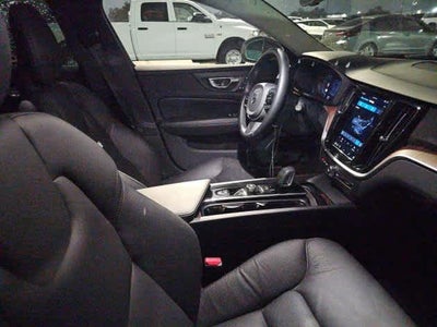 2025 Volvo V60 Cross Country Plus