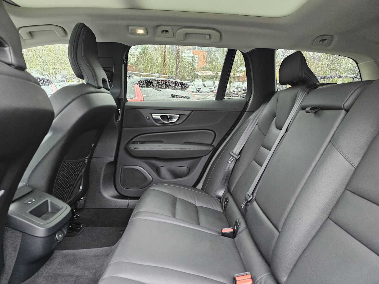 2025 Volvo V60 Cross Country Plus