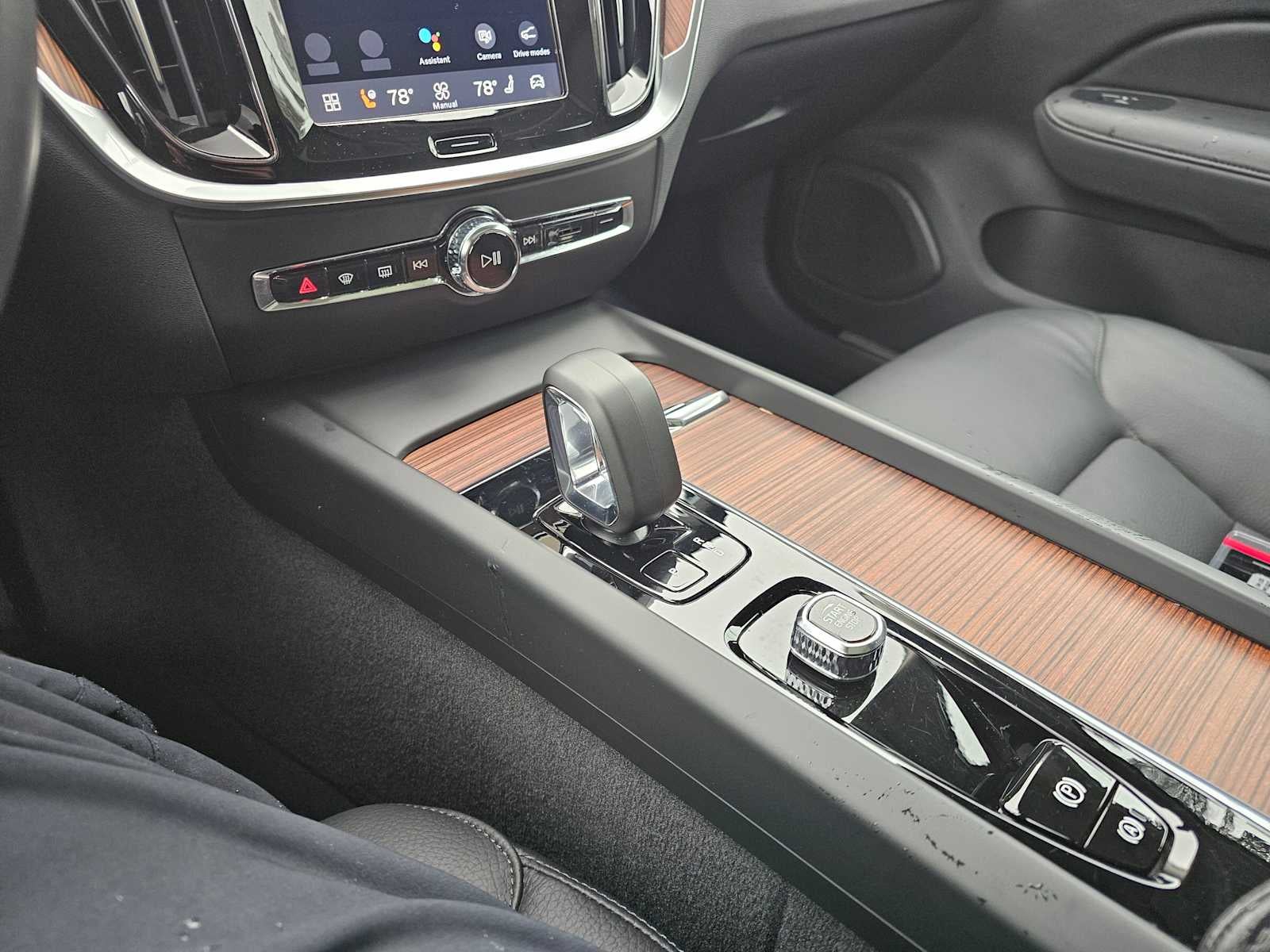 2025 Volvo V60 Cross Country Plus