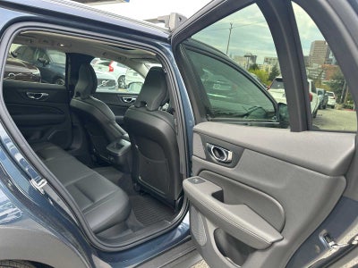 2026 Volvo V60 Cross Country Plus