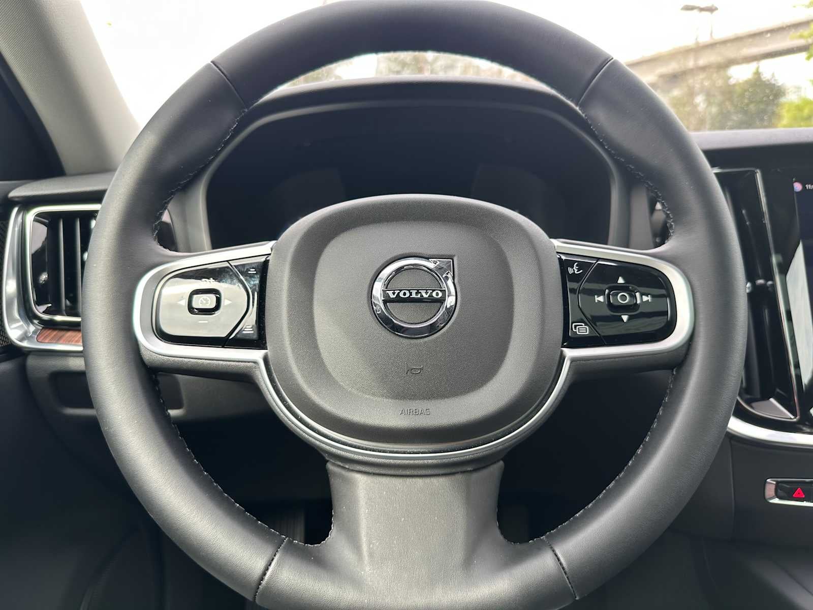 2026 Volvo V60 Cross Country Plus
