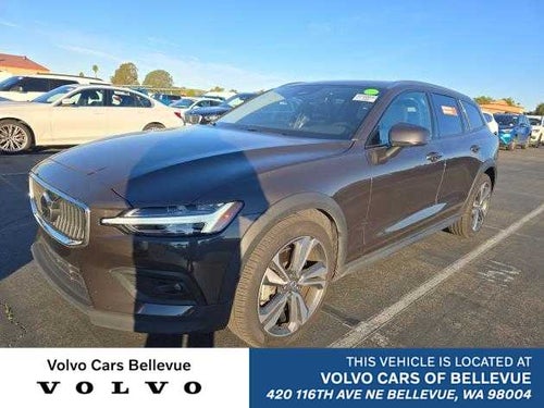 2025 Volvo V60 Cross Country Plus