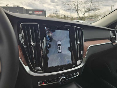 2025 Volvo V60 Cross Country Plus