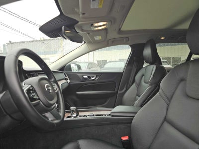 2025 Volvo V60 Cross Country Plus