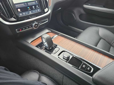 2025 Volvo V60 Cross Country Plus