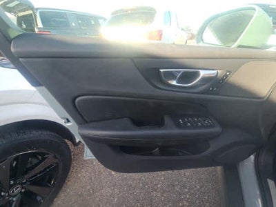 2025 Volvo V60 Cross Country Plus