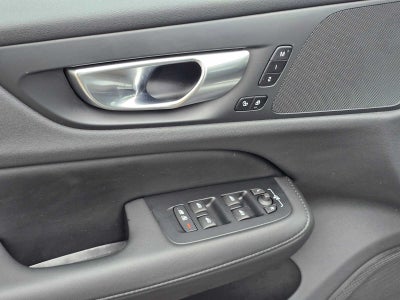 2025 Volvo V60 Cross Country Plus