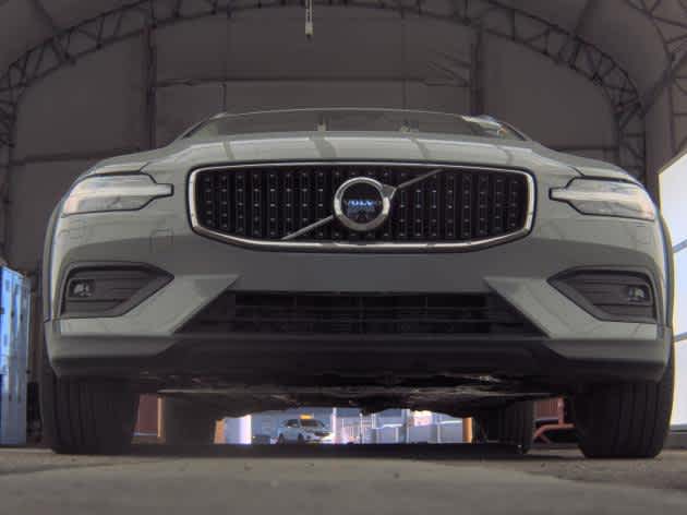 2025 Volvo V60 Cross Country Plus