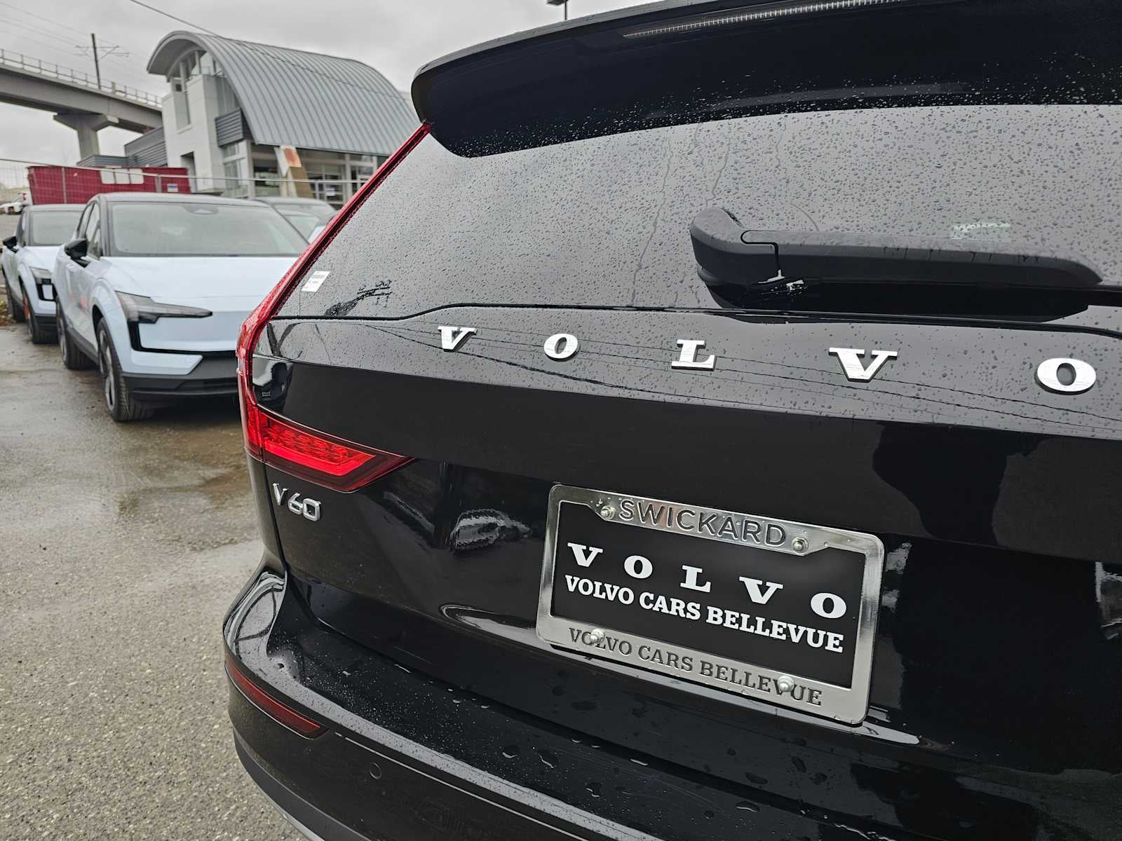 2025 Volvo V60 Cross Country Plus