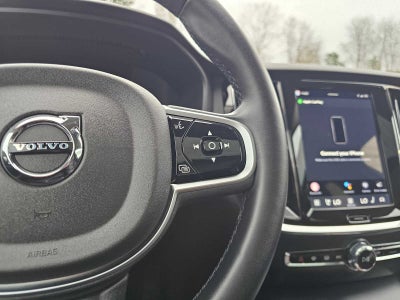 2025 Volvo V60 Cross Country Plus